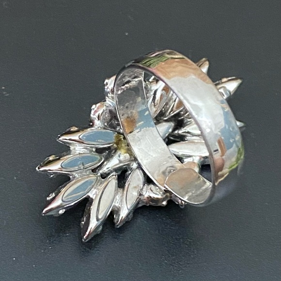 NAPIER Silver-tone Starburst Adjustable Statement Ring Size 7 - Picture 9 of 14